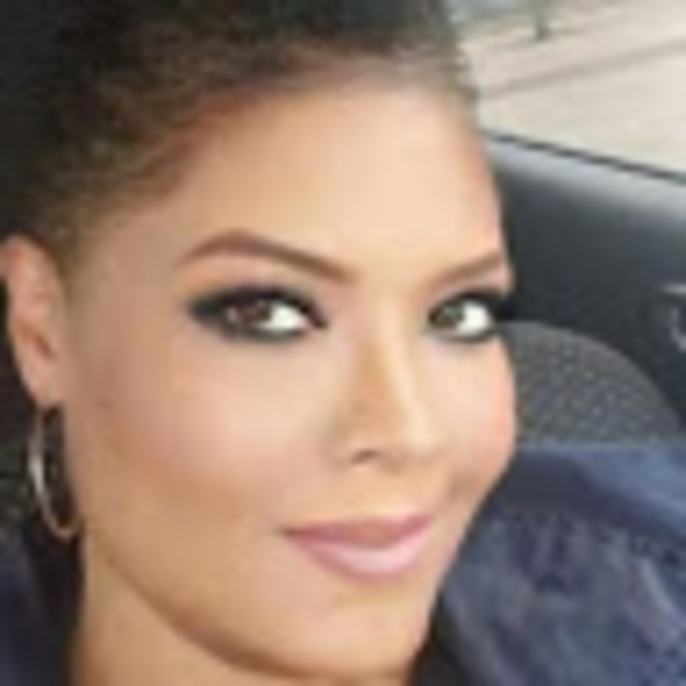 Meet your Posher, Deborah